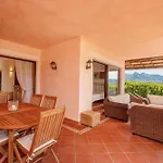 Cala Del Faro - Giardino E Accesso Privato Al Mare Apartman Arzachena